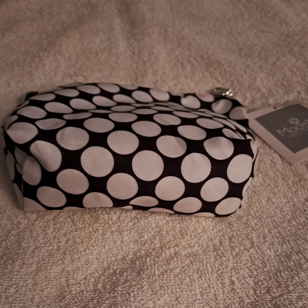 NEW Modella By Conair, Black and White Polka Dot Cosmetic Bag